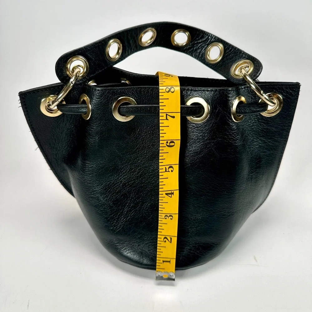 HOUSE OF HARLOW Original 1960 100% Leather Bucket Crossbody Drawstring Bag